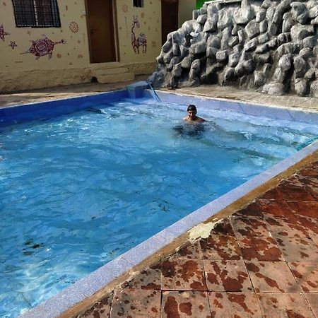 Nisarg Shrushti farmhouse Hotel Pune Bagian luar foto